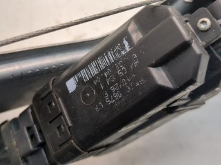 Стеклоподъемник электрический правый передний, ориг. номер 8201010936, Renault Scenic 2006-2009