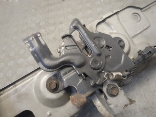 Рамка капота, ориг. номер 532050D901, Toyota Yaris 2009-2012