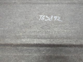 Полка багажника, ориг. номер 8200233017, Renault Scenic 2006-2009