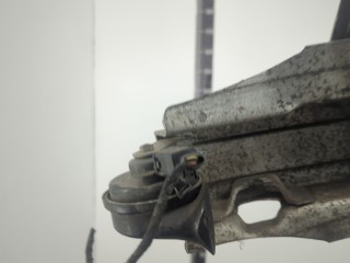 Усилитель бампера передний, ориг. номер 8H0807109C, Audi A4 2000-2006