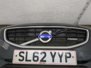Решетка радиатора, ориг. номер 30795021, 31323415, Volvo S60 2010-2013