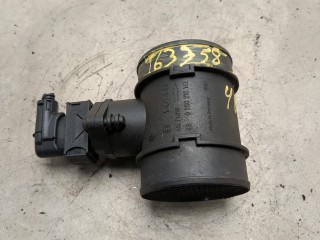Измеритель потока воздуха (расходомер) Opel Astra 1998-2009, 836645