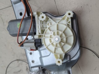 Стеклоподъемник электрический левый задний, ориг. номер 5020791AA, Chrysler Pacifica 2003-2008