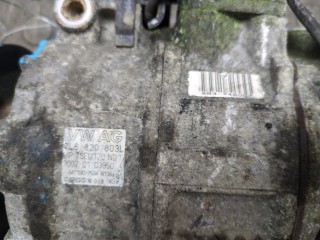 Компрессор кондиционера, ориг. номер 7L6820803S, Volkswagen Touareg 2006-2010