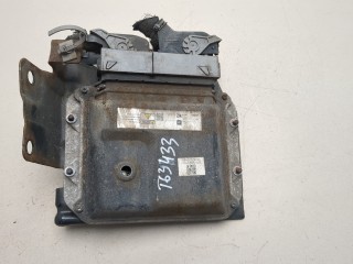 Блок управления двигателем Opel Zafira B 2008-2014, 55595619