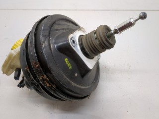 Цилиндр тормозной главный Volkswagen Passat 2000-2005, 8E0611021