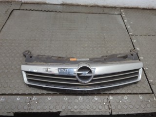 Решетка радиатора, Opel Astra 1998-2009