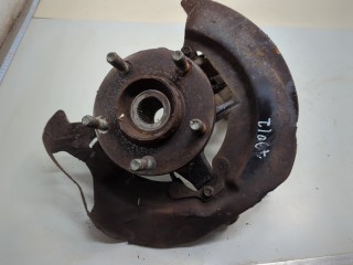 Ступица (кулак, цапфа) левая передняя Mazda 3 2003-2006, BP4L33031