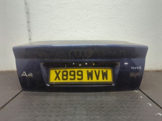 Замок багажника Audi A4 1999-2001, 8D5827505M01C