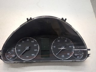 Щиток приборов (приборная панель) Mercedes C W203 2000-2004, левый руль, A2035405047