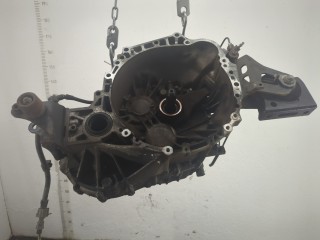 КПП 6-ст.мех. (МКПП) Toyota Avensis 3 2008-2011, 3030020B00