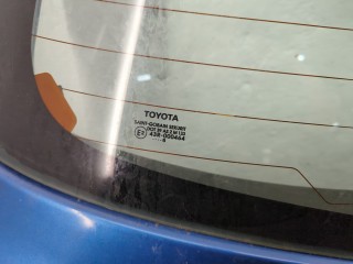 Крышка (дверь) багажника, ориг. номер 670050D030, Toyota Yaris 2005-2009