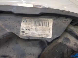Фара (передняя) правая, ориг. номер 8A6113W029DG, 1678065, Ford Fiesta 2008-2013