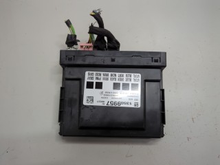 Блок управления бортовой сети (Body Control Module) Chevrolet Volt 2015-2019, 13509957