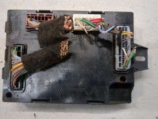 Блок управления бортовой сети (Body Control Module), ориг. номер 284B13254R, 93458923, 95525106, 23333019, Opel Vivaro 2014-2019