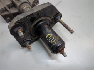 Кронштейн бампера левый задний, Mercedes S-Класс 1985-1991