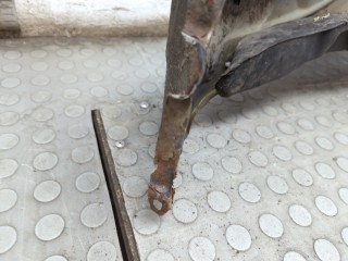 Кронштейн бампера правый передний, ориг. номер 96448220, Chevrolet Captiva 2006-2011
