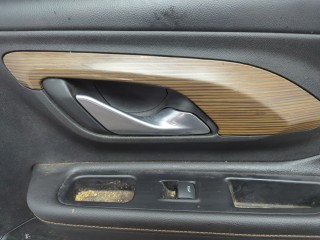 Дверная карта (Обшивка двери) правая задняя, GMC Terrain 2017-2021