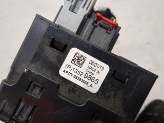 Разъем AUX/USB, ориг. номер 13529865, Chevrolet Malibu 2018-2026