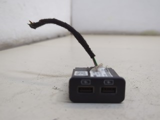 Разъем AUX/USB Iveco EuroCargo 3, 5801874953