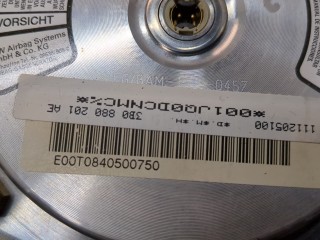 Подушка безопасности водителя, ориг. номер 3B0880201AE, Volkswagen Passat 5 1996-2001