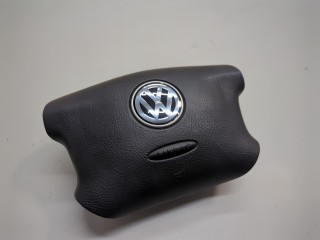 Подушка безопасности водителя Volkswagen Golf 4 1997-2006, левый руль, 3B0880201BM