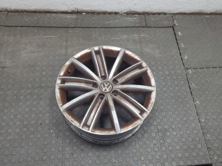 Комплект литых дисков Volkswagen Tiguan 2011-2019, 5N0601025D
