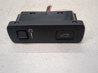 Кнопка открывания багажника салонная Volvo S90 2016-2020, 31376510