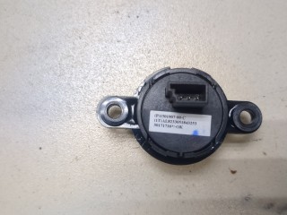 Кнопка открывания багажника салонная, ориг. номер 150190700C, Tesla Model Y 2020-2026