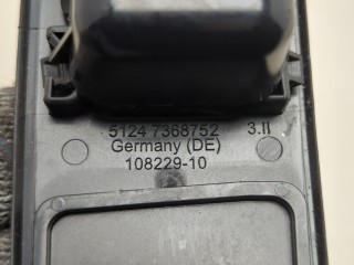 Кнопка открывания багажника с крышки, ориг. номер 7368752, BMW 4 серия 2013-2017