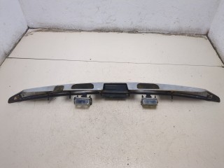 Кнопка открывания багажника с крышки Toyota Yaris 2009-2012, 8484028030