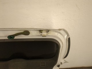 Кнопка открывания багажника с крышки, ориг. номер 13266476, Opel Astra 2006-2014