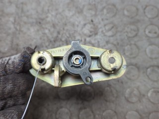 Кнопка открывания багажника с крышки, ориг. номер 30634364, Volvo S60 2000-2004