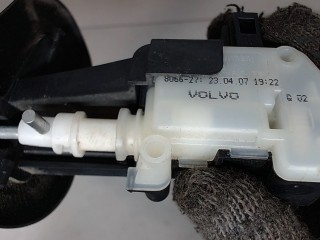 Электропривод запирания бака, ориг. номер 806677, Volvo XC70 2007-2013