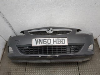 Бампер передний Opel Astra 2006-2014, 13264415