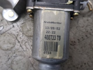 Стеклоподъемник электрический левый передний, ориг. номер 7700838592, Renault Scenic 1999-2003