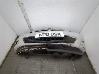 Бампер передний Opel Astra 2006-2014, 13264403