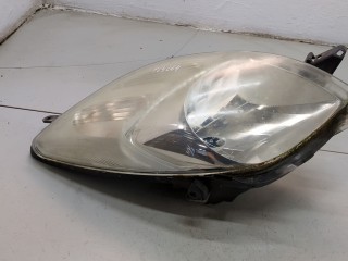 Фара (передняя) правая, ориг. номер 81110-0D130, Toyota Yaris 2005-2009