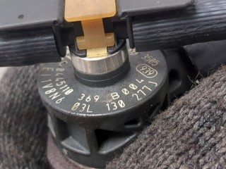 Форсунка топливная, ориг. номер 03L130277Q, 03L130855CX, Skoda Octavia 2000-2011