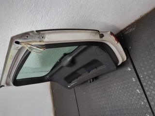 Щеткодержатель левый задний, Audi A3 2008-2013