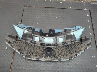Решетка радиатора, Nissan Note E12 2012-2016