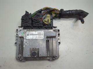 Блок управления двигателем Ford Focus 2011-2015, CV6Q12A650BH