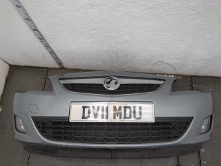 Бампер передний Opel Astra 2006-2014, 1400426