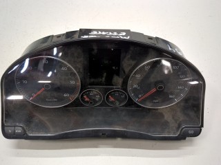 Щиток приборов (приборная панель) Volkswagen Golf 2003-2009, левый руль, 1K0920974B