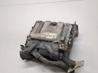 Блок управления двигателем Opel Zafira B 2005-2008, 55205625
