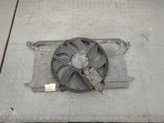 Вентилятор радиатора Ford Focus 2007-2011, 1.6 л, МКПП, 3M518C607EC