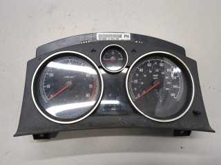 Щиток приборов (приборная панель) Opel Zafira B 2005-2008, левый руль, 13216686