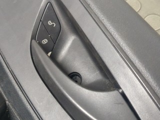 Дверная карта (Обшивка двери) правая передняя, ориг. номер A4477207200, Mercedes Vito W447 2014-2020