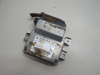 Блок управления стояночным тормозом, Volkswagen Passat 2005-2010