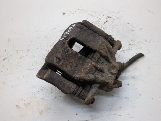 Суппорт правый передний, Nissan Note E11 2005-2008